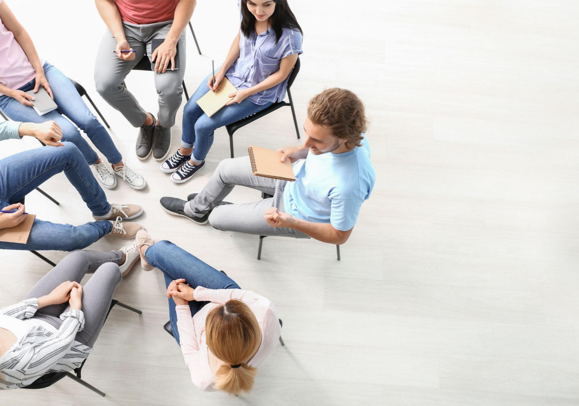 Terapia grupowa w Poznaniu – grupa terapeutyczna w Poradni Katharsis